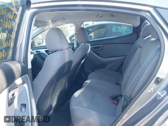 ✅ 2014 Hyundai Elantra Limited • VIN: 5NPDH4AE7EH479474 • Lot: 43576677. Listed on IAAI with 135,276 mi. Free auction sales archive from the USA and detailed vehicle history report at DreamBid. Image 8.