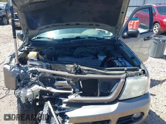 ✅ 2004 Ford Explorer XLT • VIN: 1FMZU73EX4UC06304 • Lot: 42060816. Wystawiony na IAAI z przebiegiem Nie podano. Bezpłatny archiwum sprzedaży aukcyjnych z USA i szczegółowy raport historii pojazdu na DreamBid. Zdjęcie 10.