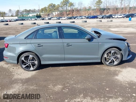 ✅ 2020 Audi A3 S line Premium • VIN: WAUBEGFF5LA098209 • Lot: 41640790. Listed on IAAI with 36,057 mi. Free auction sales archive from the USA and detailed vehicle history report at DreamBid. Image 13.