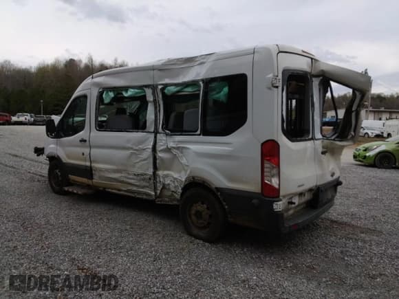 ✅ 2016 Ford Transit • VIN: 1FDZX2CG3GKB41341 • Lot: 50385075. Wystawiony na Copart z przebiegiem 252 009 mil. Bezpłatny archiwum sprzedaży aukcyjnych z USA i szczegółowy raport historii pojazdu na DreamBid. Zdjęcie 2.