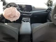 ✅ 2025 Chevrolet Equinox AWD LT • VIN: 3GNAXPEGXSL103762 • Lot: 56555695. Wystawiony na Copart z przebiegiem Nie podano. Bezpłatny archiwum sprzedaży aukcyjnych z USA i szczegółowy raport historii pojazdu na DreamBid. Zdjęcie 8.