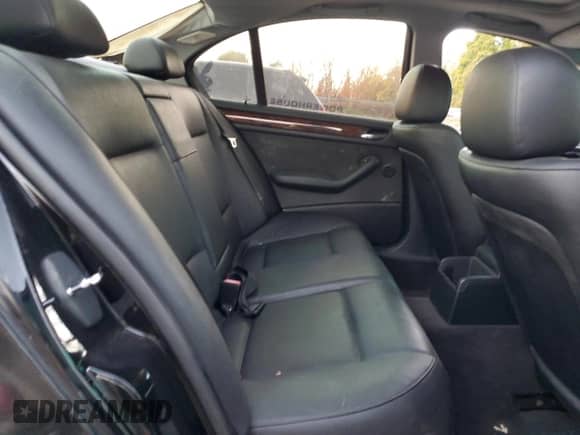 1999 BMW 3 Series 323i с VIN WBAAM3337XKC60992, выставлен на аукционе Copart как лот 76799624 с пробегом 110 976 миль миль и Списание • Salvage title. История ставок и продаж доступна на DreamBid. Изображение 10.