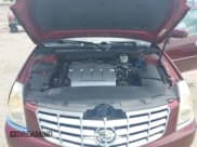 ✅ 2006 Cadillac DTS 1SC • VIN: 1G6KD57Y16U235128 • Lot: 42518035. Wystawiony na IAAI z przebiegiem 101 578 mil. Bezpłatny archiwum sprzedaży aukcyjnych z USA i szczegółowy raport historii pojazdu na DreamBid. Zdjęcie 10.