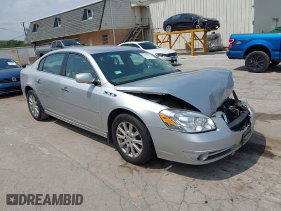 ✅ 2011 Buick Lucerne CX • VIN: 1G4HA5EM1BU117781 • Lot: 42907258. Wystawiony na IAAI z przebiegiem 79 496 mil. Bezpłatny archiwum sprzedaży aukcyjnych z USA i szczegółowy raport historii pojazdu na DreamBid. Zdjęcie 1.