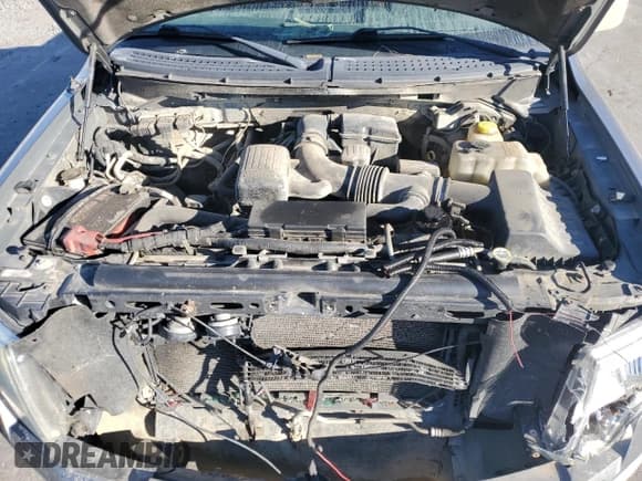 ✅ 2010 Ford F-150 XL • VIN: 1FTFX1EV0AFA06279 • Lot: 92808805. Listed on Copart with 229,716 mi. Free auction sales archive from the USA and detailed vehicle history report at DreamBid. Image 11.