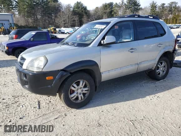 ✅ 2008 Hyundai Tucson SE • VIN: KM8JN72D38U816439 • Lot: 41650345. Wystawiony na Copart z przebiegiem 108 575 mil mil. Skorzystaj z bezpłatnego archiwum sprzedaży aukcyjnych z USA i zobacz szczegółowy raport historii pojazdu na DreamBid. Zdjęcie 1.