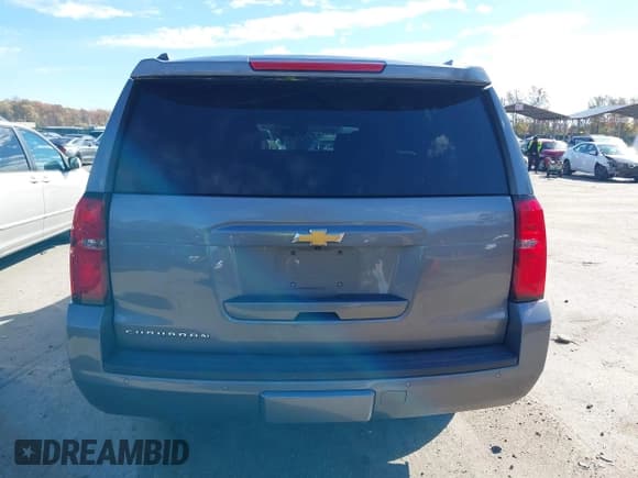 ✅ 2019 Chevrolet Suburban LT • VIN: 1GNSKHKCXKR132620 • Lot: 43578105. Wystawiony na IAAI z przebiegiem 120 367 mil. Bezpłatny archiwum sprzedaży aukcyjnych z USA i szczegółowy raport historii pojazdu na DreamBid. Zdjęcie 16.