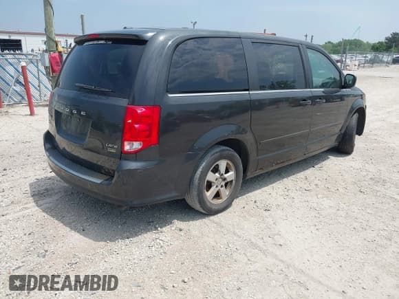 ✅ 2012 Dodge Grand Caravan Crew • VIN: 2C4RDGDG1CR151614 • Lot: 42472774. Wystawiony na IAAI z przebiegiem 212 380 mil. Bezpłatny archiwum sprzedaży aukcyjnych z USA i szczegółowy raport historii pojazdu na DreamBid. Zdjęcie 4.