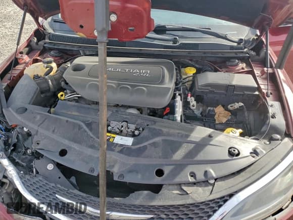 ✅ 2015 Chrysler 200 Limited • VIN: 1C3CCCAB3FN589910 • Lot: 94467405. Listed on Copart with 224,872 mi. Free auction sales archive from the USA and detailed vehicle history report at DreamBid. Image 11.