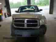 2007 Dodge Dakota ST z VIN 1D7HW28N37S144269, wystawiony jako Copart lot #56395474 z przebiegiem 101 210 mil mil oraz Nie do naprawy • Non repairable. Historia ofert i sprzedaży dostępna na DreamBid. Obrazek 5.