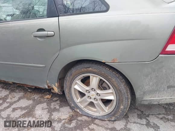 2005 Chevrolet Malibu Maxx LS с VIN 1G1ZT62805F185667, выставлен на аукционе IAAI как лот 42201296 с пробегом 190 893 миль миль и . История ставок и продаж доступна на DreamBid. Изображение 15.