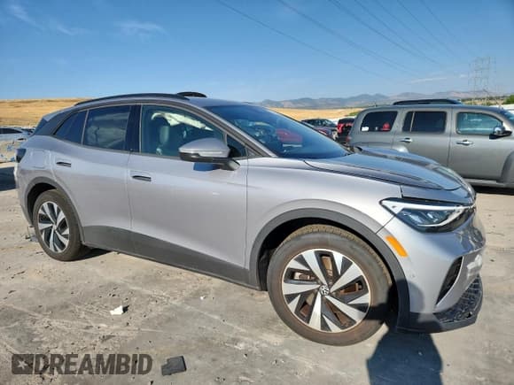 ✅ 2024 Volkswagen ID.4 Standard • VIN: 1V2BMPE8XRC020948 • Лот: 71497025. Опубликован ранее на Copart с пробегом 8 526 миль. Бесплатный доступ к архиву аукционных продаж из США и подробный отчёт об истории автомобиля на DreamBid. Изображение 4.