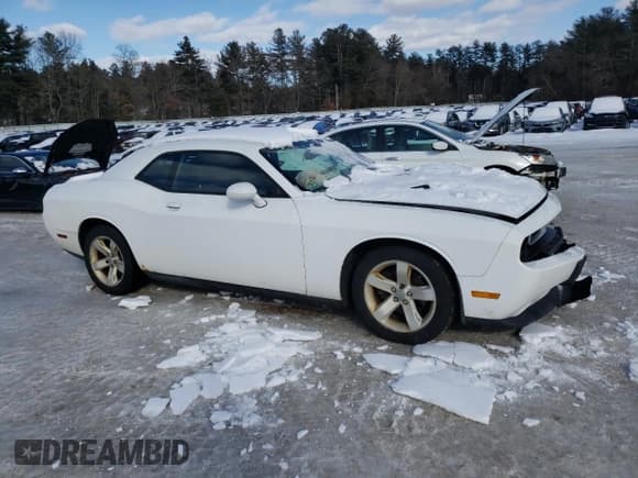 ✅ 2013 Dodge Challenger SXT • VIN: 2C3CDYAG6DH520933 • Lot: 45799555. Wystawiony na Copart z przebiegiem 184 276 mil. Bezpłatny archiwum sprzedaży aukcyjnych z USA i szczegółowy raport historii pojazdu na DreamBid. Zdjęcie 4.