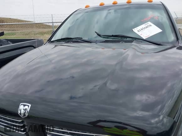 2005 Dodge 3500 SLT z VIN 3D7LS38C85G810265, wystawiony jako IAAI lot #41856058 z przebiegiem 164 027 mil mil oraz . Historia ofert i sprzedaży dostępna na DreamBid. Obrazek 18.