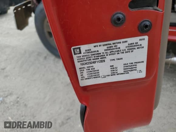 ✅ 2006 Chevrolet Silverado 2500HD LT1 • VIN: 1GCHC23246F112020 • Лот: 62699435. Опубликован ранее на Copart с пробегом 458 013 миль. Бесплатный доступ к архиву аукционных продаж из США и подробный отчёт об истории автомобиля на DreamBid. Изображение 12.