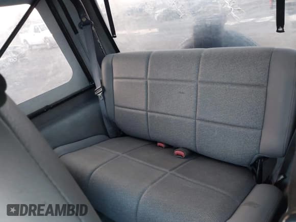 ✅ 1997 Jeep Wrangler SE • VIN: 1J4FY29P7VP542946 • Лот: 43765019. Опубликован ранее на IAAI с пробегом 163 289 миль. Бесплатный доступ к архиву аукционных продаж из США и подробный отчёт об истории автомобиля на DreamBid. Изображение 8.