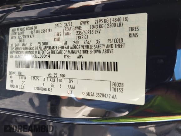 ✅ 2019 Lincoln MKC Select • VIN: 5LMCJ2C99KUL08014 • Lot: 43123646. Wystawiony na IAAI z przebiegiem 63 832 mil. Bezpłatny archiwum sprzedaży aukcyjnych z USA i szczegółowy raport historii pojazdu na DreamBid. Zdjęcie 9.