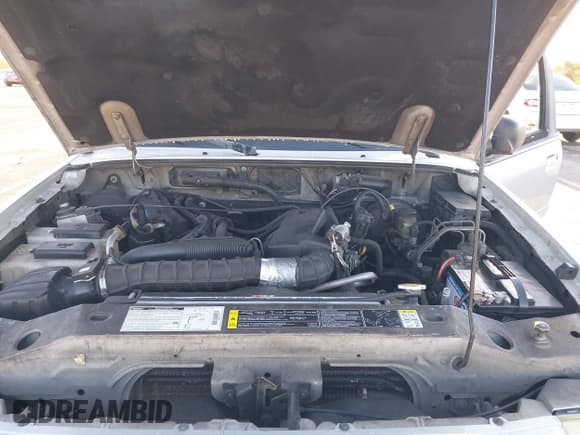 ✅ 2002 Mazda B-Series DS • VIN: 4F4YR16U22TM13054 • Lot: 41768855. Listed on IAAI with 144,939 mi. Free auction sales archive from the USA and detailed vehicle history report at DreamBid. Image 10.