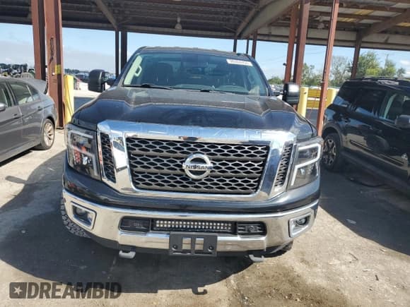 ✅ 2017 Nissan Titan SV • VIN: 1N6AA1F23HN549400 • Lot: 90404455. Listed on Copart with 56,050 mi. Free auction sales archive from the USA and detailed vehicle history report at DreamBid. Image 5.