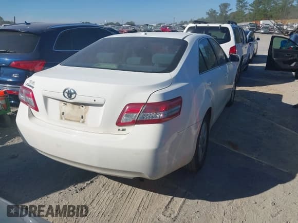 ✅ 2011 Toyota Camry LE • VIN: 4T1BF3EK4BU731038 • Лот: 43431249. Опубликован ранее на IAAI с пробегом 196 200 миль. Бесплатный доступ к архиву аукционных продаж из США и подробный отчёт об истории автомобиля на DreamBid. Изображение 4.