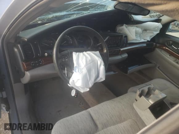 ✅ 2005 Buick LeSabre Custom • VIN: 1G4HP52K45U199804 • Lot: 41152203. Wystawiony na Copart z przebiegiem Nie podano. Bezpłatny archiwum sprzedaży aukcyjnych z USA i szczegółowy raport historii pojazdu na DreamBid. Zdjęcie 8.