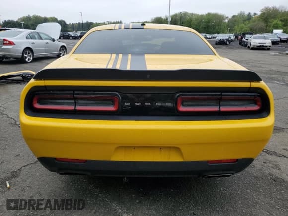 ✅ 2018 Dodge Challenger T/A • VIN: 2C3CDZBT7JH287674 • Lot: 53894344. Wystawiony na Copart z przebiegiem 36 170 mil. Bezpłatny archiwum sprzedaży aukcyjnych z USA i szczegółowy raport historii pojazdu na DreamBid. Zdjęcie 6.