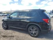 ✅ 2021 Honda Passport EX-L • VIN: 5FNYF7H55MB005616 • Lot: 61044605. Listed on Copart with 44,443 mi. Free auction sales archive from the USA and detailed vehicle history report at DreamBid. Image 2.