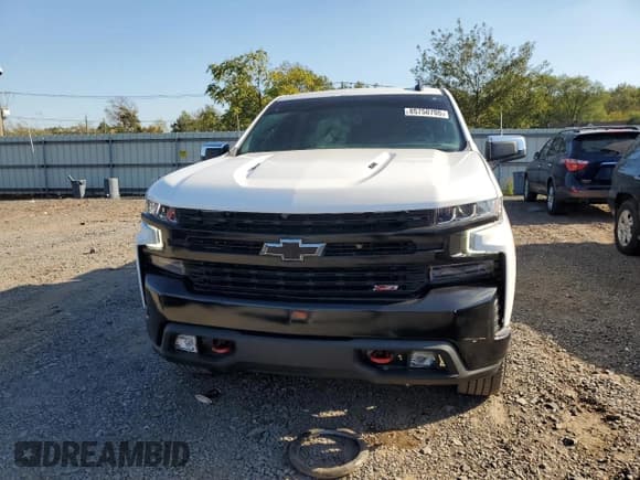 ✅ 2022 Chevrolet Silverado 1500 LT Trail Boss • VIN: 3GCPYFEL6NG153630 • Lot: 85750705. Wystawiony na Copart z przebiegiem 54 321 mil. Bezpłatny archiwum sprzedaży aukcyjnych z USA i szczegółowy raport historii pojazdu na DreamBid. Zdjęcie 5.