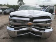 ✅ 2016 Chevrolet Silverado 2500HD Work Truck • VIN: 1GC2KUEGXGZ262873 • Lot: 42028192. Wystawiony na IAAI z przebiegiem 159 919 mil. Bezpłatny archiwum sprzedaży aukcyjnych z USA i szczegółowy raport historii pojazdu na DreamBid. Zdjęcie 6.