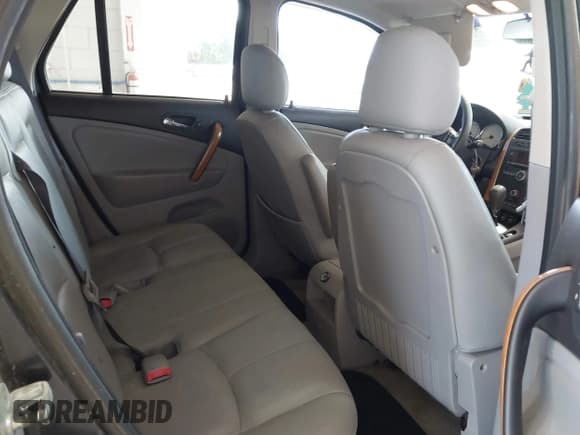 ✅ 2007 Saturn VUE V6 • VIN: 5GZCZ53467S862604 • Lot: 42131370. Wystawiony na IAAI z przebiegiem 172 288 mil. Bezpłatny archiwum sprzedaży aukcyjnych z USA i szczegółowy raport historii pojazdu na DreamBid. Zdjęcie 8.