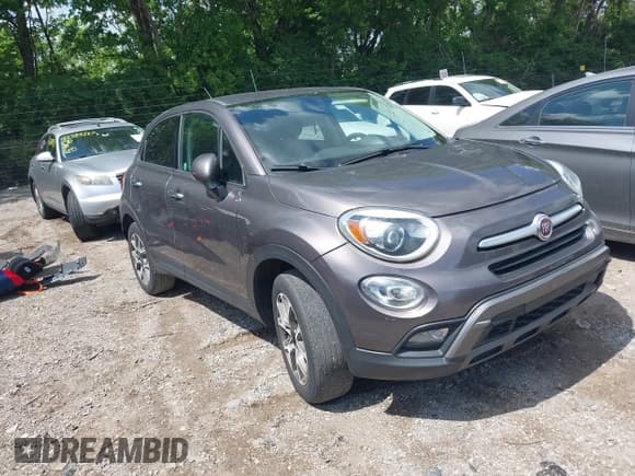 ✅ 2016 FIAT 500X Trekking • VIN: ZFBCFYCT6GP391983 • Lot: 42329595. Listed on IAAI with 152,359 mi. Free auction sales archive from the USA and detailed vehicle history report at DreamBid. Image 1.