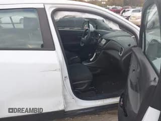 ✅ 2017 Chevrolet Trax LS • VIN: KL7CJNSB8HB101046 • Лот: 43561694. Опубликован ранее на IAAI с пробегом 138 059 миль. Бесплатный доступ к архиву аукционных продаж из США и подробный отчёт об истории автомобиля на DreamBid. Изображение 5.