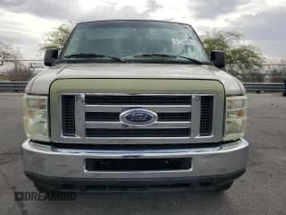 ✅ 2008 Ford Econoline Passenger XL • VIN: 1FBNE31L88DA26033 • Lot: 91738935. Wystawiony na Copart z przebiegiem 240 113 mil. Bezpłatny archiwum sprzedaży aukcyjnych z USA i szczegółowy raport historii pojazdu na DreamBid. Zdjęcie 5.