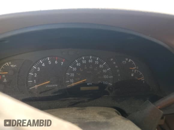 ✅ 2000 Toyota Tundra Limited • VIN: 5TBRT3817YS124376 • Лот: 85721315. Опубликован ранее на Copart с пробегом Не указан. Бесплатный доступ к архиву аукционных продаж из США и подробный отчёт об истории автомобиля на DreamBid. Изображение 9.