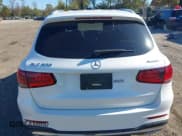 ✅ 2020 Mercedes-Benz GLC 300 • VIN: W1N0G8EB8LF825377 • Lot: 43510969. Wystawiony na IAAI z przebiegiem 64 894 mil. Bezpłatny archiwum sprzedaży aukcyjnych z USA i szczegółowy raport historii pojazdu na DreamBid. Zdjęcie 16.