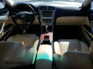 ✅ 2008 Lexus IS 250 • VIN: JTHBK262382070369 • Lot: 90551965. Wystawiony na Copart z przebiegiem 109 669 mil. Bezpłatny archiwum sprzedaży aukcyjnych z USA i szczegółowy raport historii pojazdu na DreamBid. Zdjęcie 8.