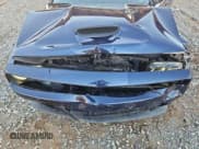 ✅ 2016 Dodge Challenger SRT 392 • VIN: 2C3CDZDJXGH152578 • Lot: 87305345. Wystawiony na Copart z przebiegiem 44 368 mil. Bezpłatny archiwum sprzedaży aukcyjnych z USA i szczegółowy raport historii pojazdu na DreamBid. Zdjęcie 11.