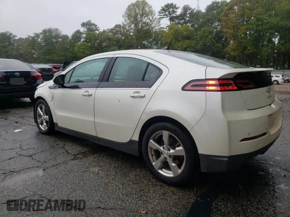 ✅ 2013 Chevrolet Volt • VIN: 1G1RB6E42DU112791 • Lot: 73208394. Wystawiony na Copart z przebiegiem 109 017 mil. Bezpłatny archiwum sprzedaży aukcyjnych z USA i szczegółowy raport historii pojazdu na DreamBid. Zdjęcie 2.
