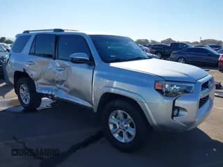 ✅ 2019 Toyota 4Runner SR5 Premium • VIN: JTEZU5JR6K5196629 • Lot: 43578359. Wystawiony na IAAI z przebiegiem 117 770 mil. Bezpłatny archiwum sprzedaży aukcyjnych z USA i szczegółowy raport historii pojazdu na DreamBid. Zdjęcie 1.