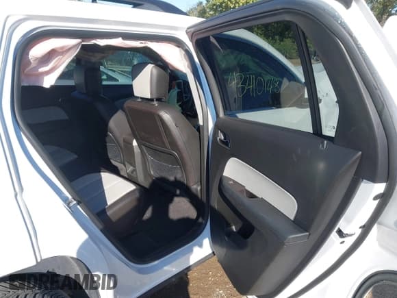 ✅ 2015 GMC Terrain SLT • VIN: 2GKALSEK7F6406296 • Lot: 43410148. Listed on IAAI with 42,519 mi. Free auction sales archive from the USA and detailed vehicle history report at DreamBid. Image 8.