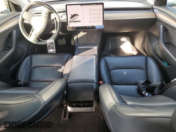 ✅ 2021 Tesla Model 3 Standard Range Plus • VIN: 5YJ3E1EA8MF053803 • Лот: 66449765. Опубликован ранее на Copart с пробегом 69 949 миль. Бесплатный доступ к архиву аукционных продаж из США и подробный отчёт об истории автомобиля на DreamBid. Изображение 8.