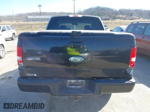 ✅ 2008 Ford F-150 XLT • VIN: 1FTPW12V58KD97085 • Lot: 41658847. Wystawiony na IAAI z przebiegiem 259 365 mil. Bezpłatny archiwum sprzedaży aukcyjnych z USA i szczegółowy raport historii pojazdu na DreamBid. Zdjęcie 16.