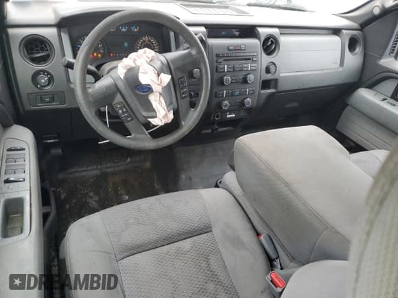 ✅ 2013 Ford F-150 XL • VIN: 1FTVX1ET5DKF16066 • Lot: 46257105. Wystawiony na Copart z przebiegiem 212 551 mil. Bezpłatny archiwum sprzedaży aukcyjnych z USA i szczegółowy raport historii pojazdu na DreamBid. Zdjęcie 8.