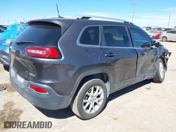✅ 2016 Jeep Cherokee 75th Anniversary • VIN: 1C4PJLCB3GW346755 • Лот: 43277169. Опубликован ранее на IAAI с пробегом 129 333 миль. Бесплатный доступ к архиву аукционных продаж из США и подробный отчёт об истории автомобиля на DreamBid. Изображение 4.