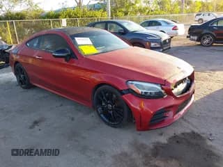 ✅ 2019 Mercedes-Benz C 300 • VIN: WDDWJ8DB6KF803628 • Lot: 41541737. Wystawiony na IAAI z przebiegiem 90 239 mil. Bezpłatny archiwum sprzedaży aukcyjnych z USA i szczegółowy raport historii pojazdu na DreamBid. Zdjęcie 1.