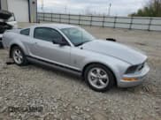 ✅ 2007 Ford Mustang Deluxe • VIN: 1ZVFT80N375300511 • Лот: 91178585. Опубликован ранее на Copart с пробегом 38 193 миль. Бесплатный доступ к архиву аукционных продаж из США и подробный отчёт об истории автомобиля на DreamBid. Изображение 4.