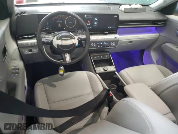 2024 Hyundai Kona Limited z VIN KM8HECA38RU063945, wystawiony jako Copart lot #86305754 z przebiegiem 3 949 mil mil oraz Szkoda całkowita • Salvage title. Historia ofert i sprzedaży dostępna na DreamBid. Obrazek 8.