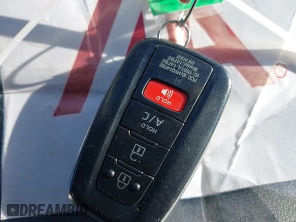 ✅ 2017 Toyota Prius Plus • VIN: JTDKARFP7H3044490 • Lot: 43642315. Wystawiony na IAAI z przebiegiem 188 452 mil. Bezpłatny archiwum sprzedaży aukcyjnych z USA i szczegółowy raport historii pojazdu na DreamBid. Zdjęcie 11.