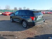 ✅ 2023 Ford Explorer XLT • VIN: 1FMSK8DH6PGC33797 • Lot: 41111945. Wystawiony na IAAI z przebiegiem 5 182 mil. Bezpłatny archiwum sprzedaży aukcyjnych z USA i szczegółowy raport historii pojazdu na DreamBid. Zdjęcie 3.