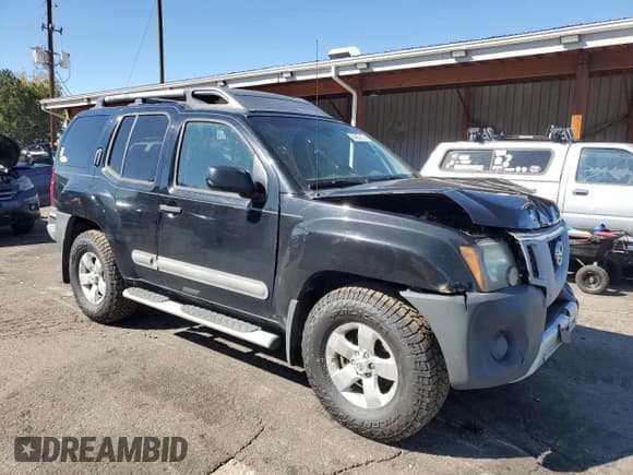 ✅ 2011 Nissan Xterra S • VIN: 5N1AN0NW3BC519284 • Lot: 84054735. Wystawiony na Copart z przebiegiem 190 444 mil. Bezpłatny archiwum sprzedaży aukcyjnych z USA i szczegółowy raport historii pojazdu na DreamBid. Zdjęcie 4.